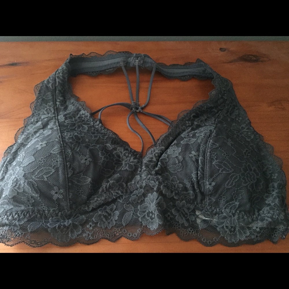 Hollister Gilly Hicks bralette